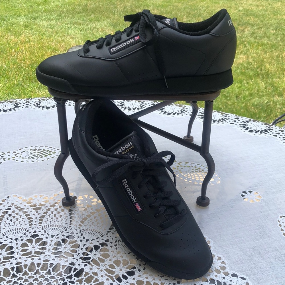 Reebok “Classic” Tennis Shoes